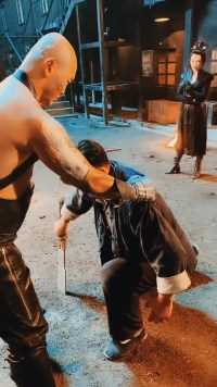 这才是真正的武打明星武僧一龙