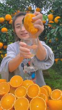 手一捏汁水丰富，真正皮薄肉厚的爱媛橙，四川特产