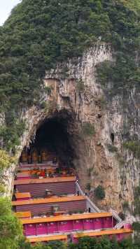 贵州一山洞中竟发现上万尊佛像，太不可思议了