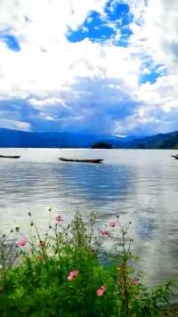 美丽的泸沽湖。