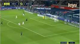 乐鱼体育赞助巴黎圣日尔曼法甲第十轮比赛精彩回顾 大巴黎2-1昂热 梅西缺战大巴黎艰难赢下