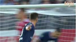 乐鱼体育赞助巴黎圣日尔曼法甲第三轮比赛精彩回顾 布雷斯特2-4巴黎圣日耳曼 伊卡尔迪场中伤退