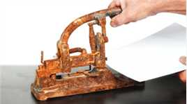 牛人修复一台百年历史的古董订书机，超罕见，真正的老物件修复