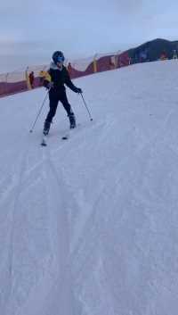 哥哥滑雪