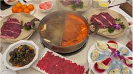 潮汕牛肉火锅，用我们的松茸菌汤底料和番茄底料一样好吃。#潮汕牛肉火锅 #松茸菌汤 #番茄底料