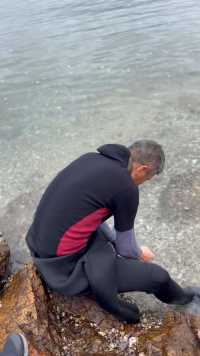 人生第一次在海邊食免費的新鮮海膽🤣