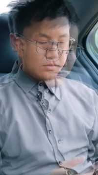 神圣的职责，就要舍得放下一些拯救更多的人