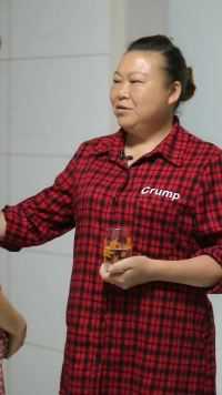 在婚姻里面，两个人应该是平等的！