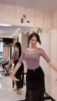 #舞蹈 #辣妹 #扭一扭 #性感可爱 #跳舞使我快乐 #扭动小蛮腰