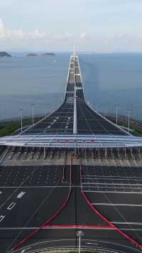 世界第一跨海大桥，港珠澳大桥。