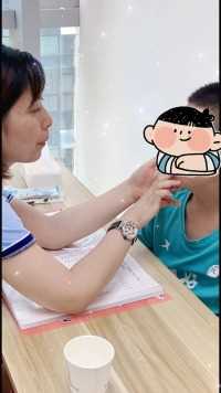 不仅记录了春夏秋冬，还提醒我变胖了。。。#加油少年未来可期 #发音 #言语矫治