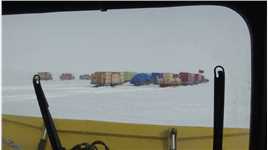 #极不一样 #南极 #我们在南极 为了可以更好地探索南极大陆，科考队员进行了一次又一次的“长途跋涉”