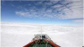 #极不一样 #南极 #雪龙号 尽管成就辉煌，但前方还有一座座山峰需要探险，还有一个个险滩等待跋涉，加油！