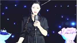 毛惠演唱一曲《想你的时候问月亮》超级好听！